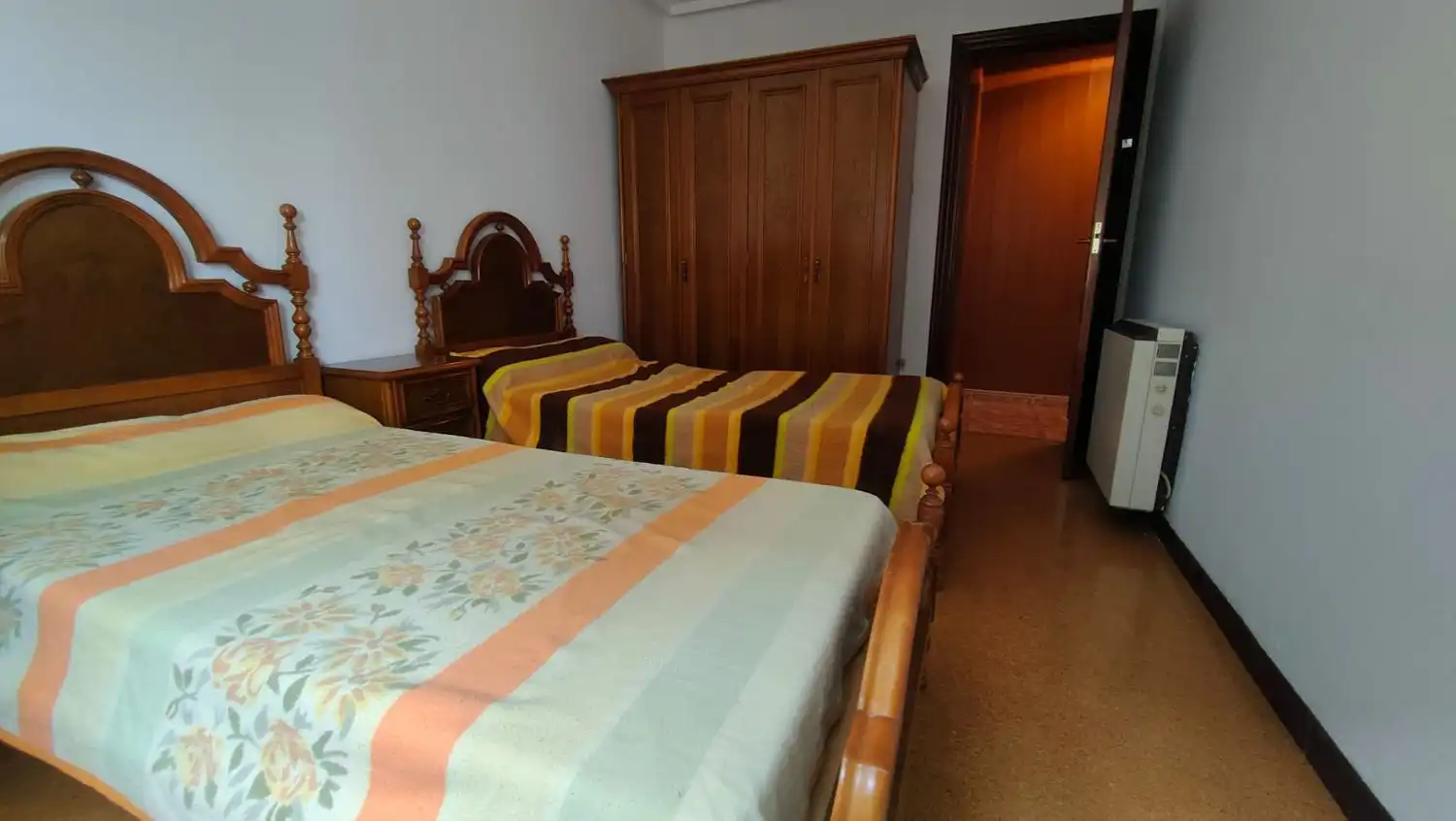 Bedroom of Flat for sale in Gijón   with Heating and Swimming Pool