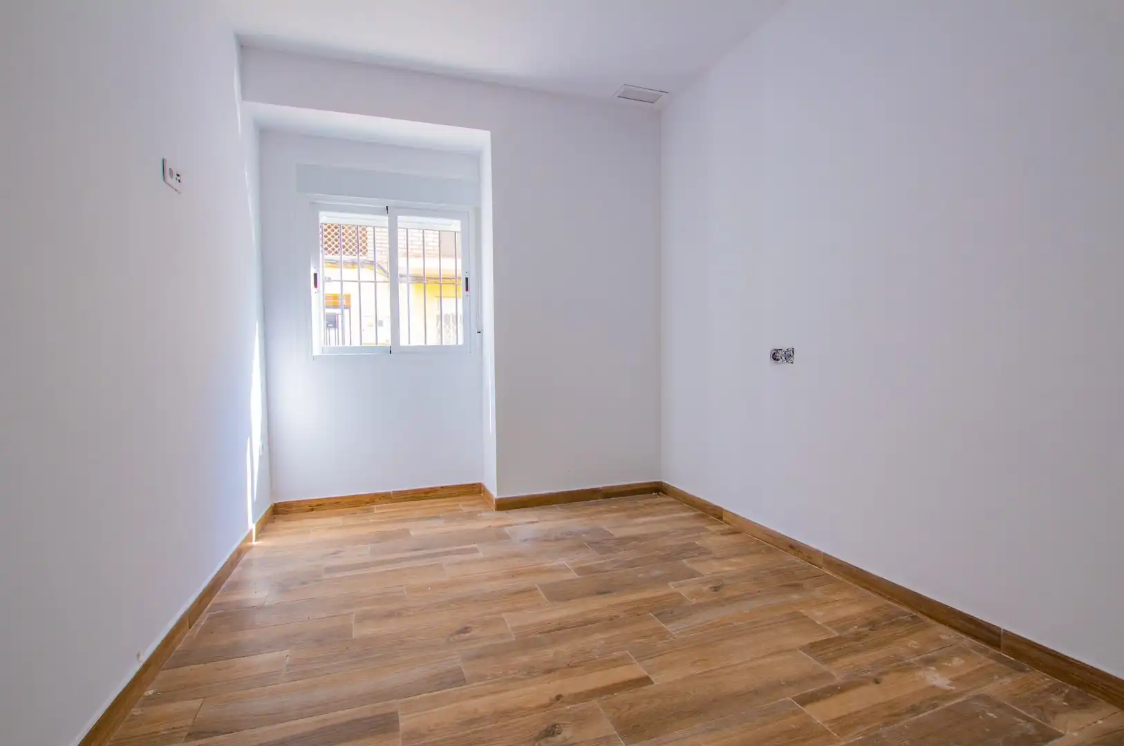 Ground floor for sale in Casco Antiguo, imagen 5