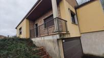 Exterior view of House or chalet for sale in Tomiño  with Private garden, Parquet flooring and Swimming Pool