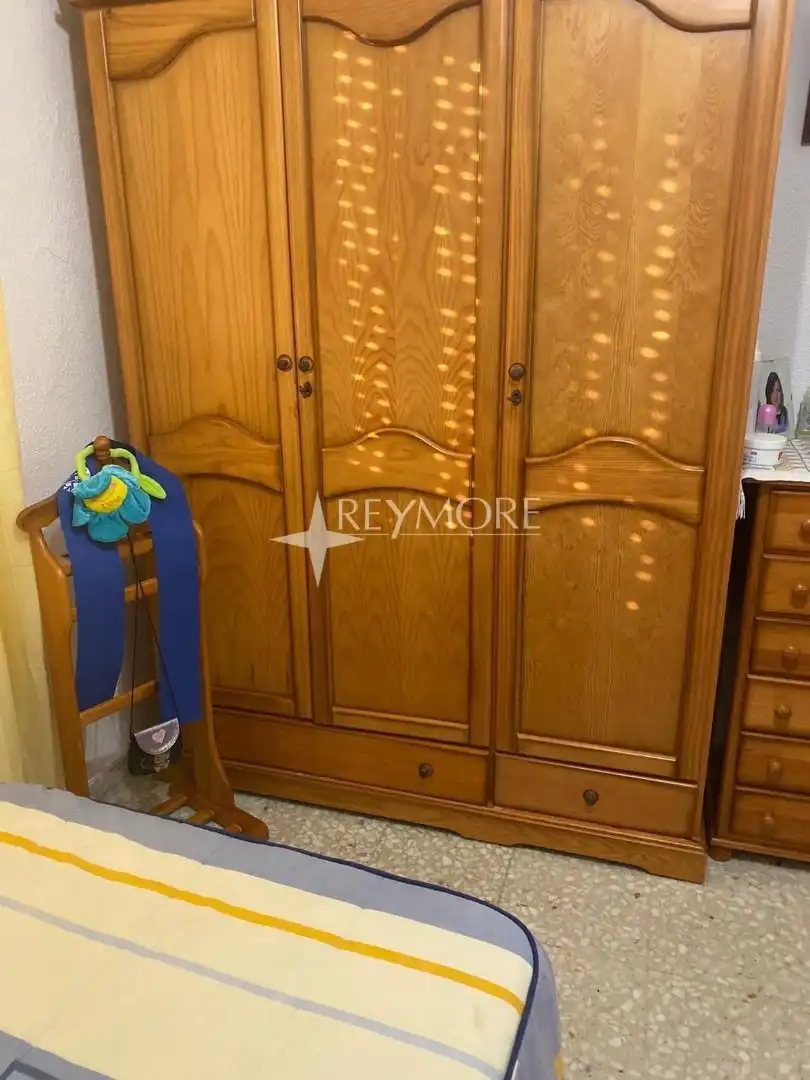 Dormitori de Casa o xalet en venda en Guadalcázar amb Aire condicionat, Terrassa i Traster