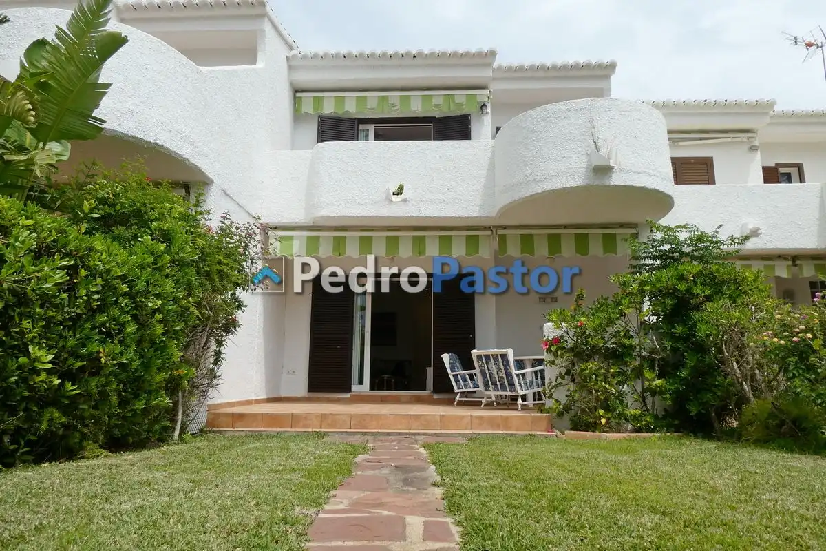 Bungalow con piscina in vendita a Las Marinas / Les Marines
