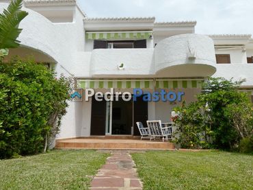 Bungalow con piscina en venta en Las Marinas / Les Marines