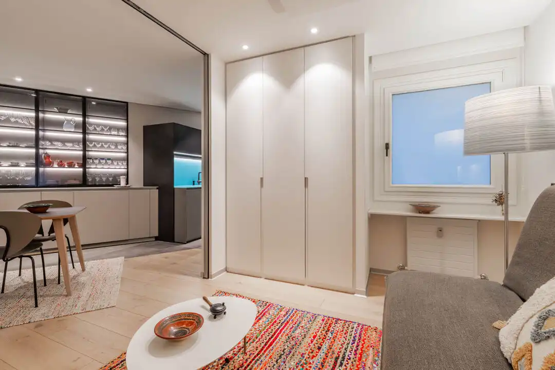 Habitación de Piso en venta en Donostia - San Sebastián  con Calefacción y Alarma