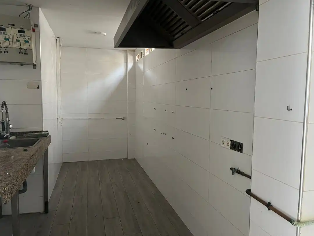 Local en venta en Oropesa del Mar / Orpesa con Amueblado