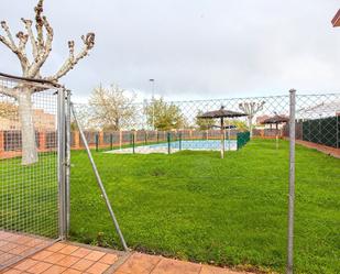 Swimming pool of Flat for sale in Arganda del Rey  with Air Conditioner, Heating and Community pool