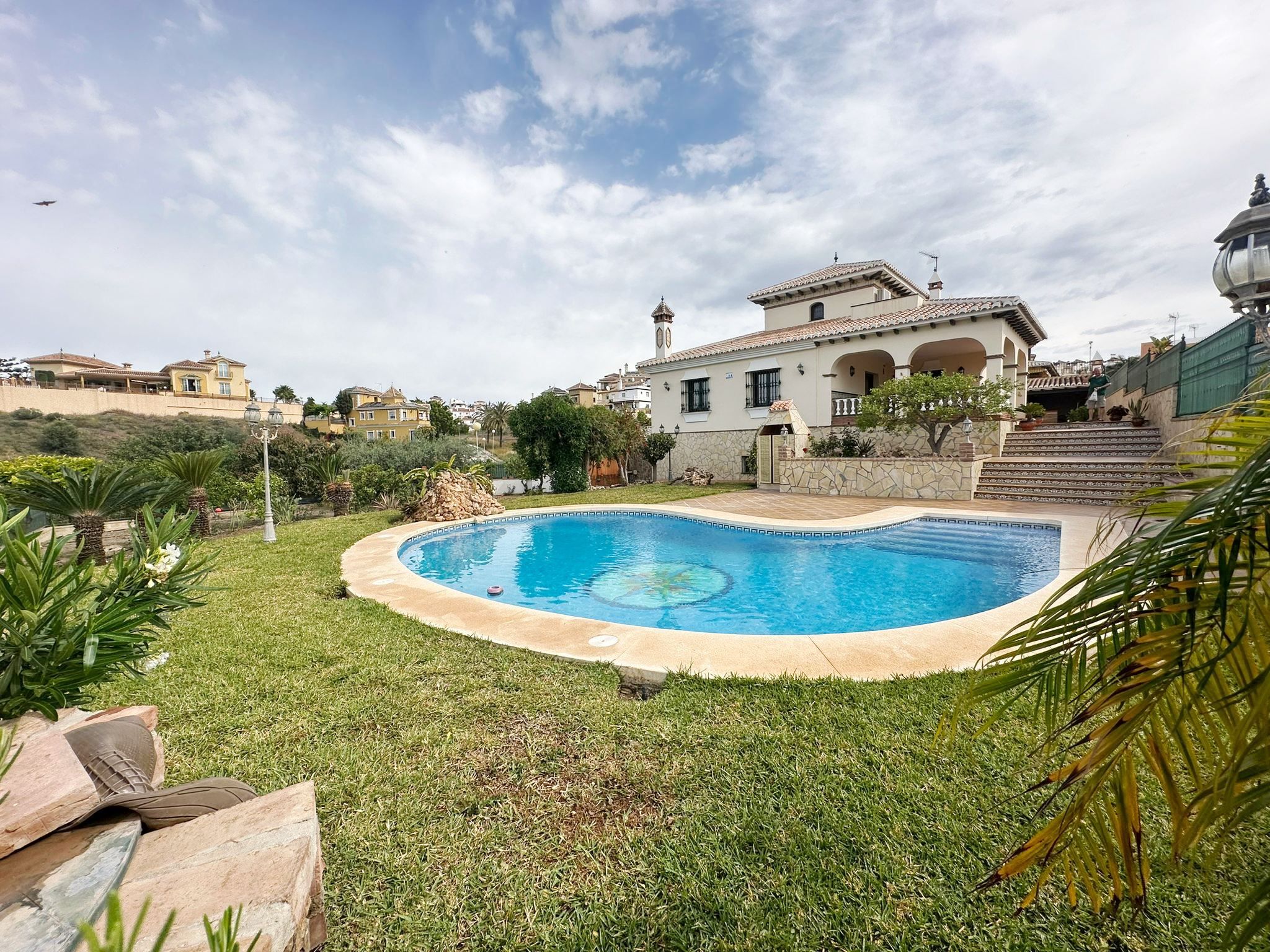 Jardí de Casa o xalet en venda en Vélez-Málaga amb Aire condicionat, Jardí privat i Terrassa