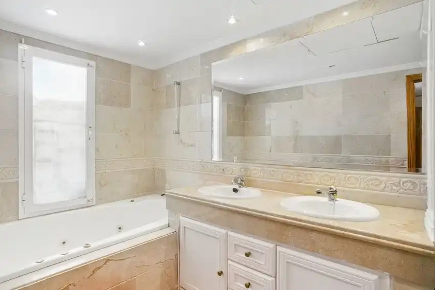 Penthouse mit Pool zum Verkauf in Nueva Andalucía, imagen 10