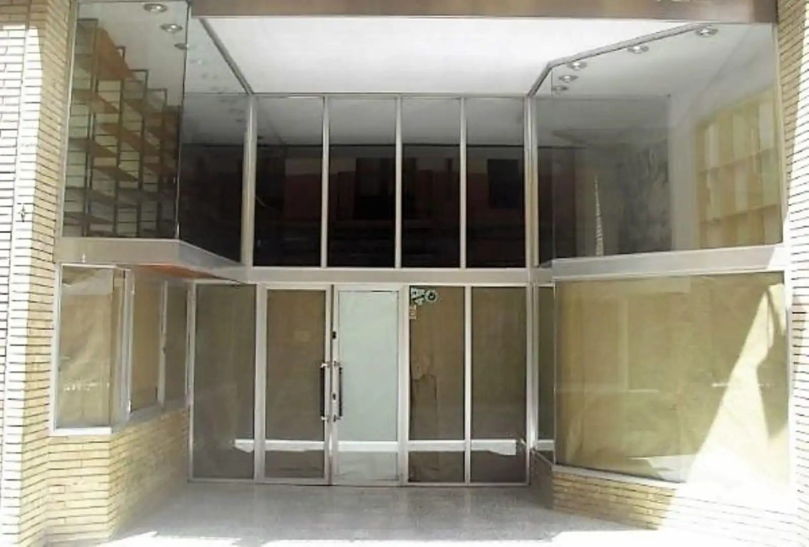 Local comercial en venda a San Lorenzo
