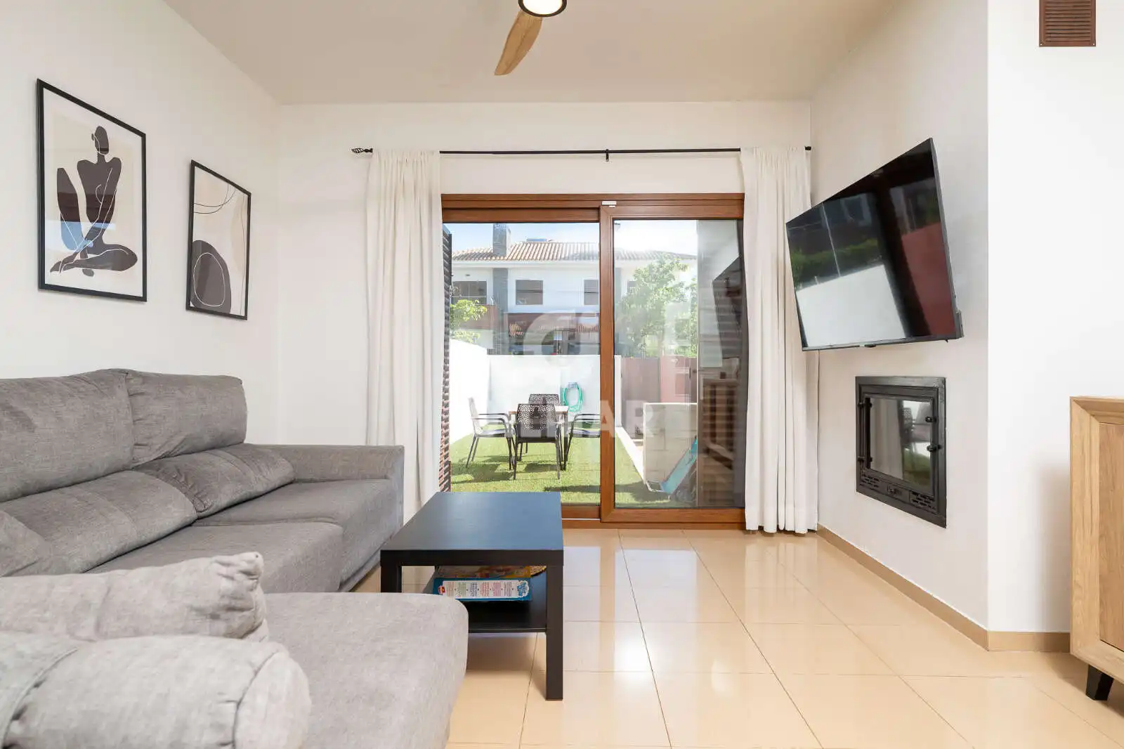 Living room of Detached homes for sale in Chiclana de la Frontera  with Private garden, Swimming Pool and Furnished