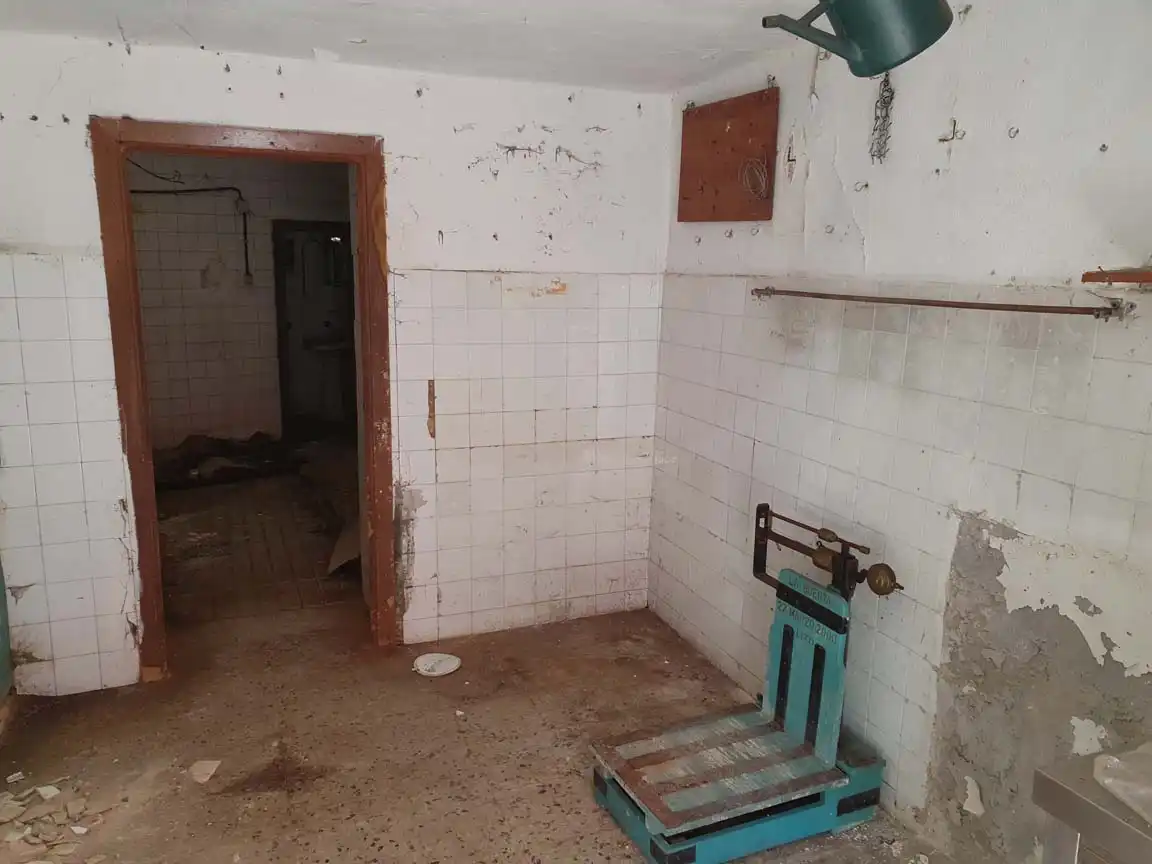 Business premises for sale in San Martín del Rey Aurelio, imagen 8