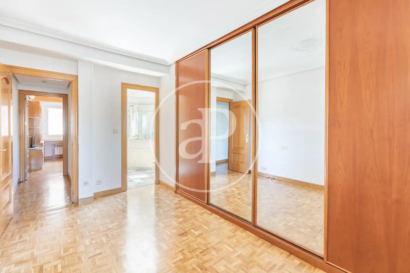 Bedroom of Flat for rent in Madrid  with Air Conditioner, Heating and Private garden