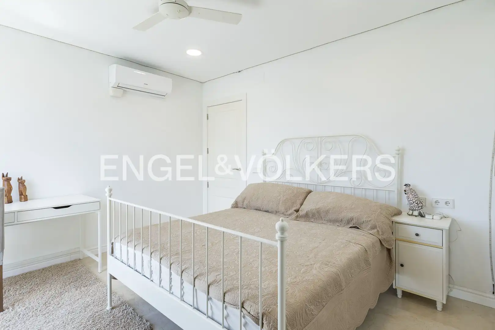 Bedroom of Houses for sale in Castelldefels  with Heating, Private garden and Terrace