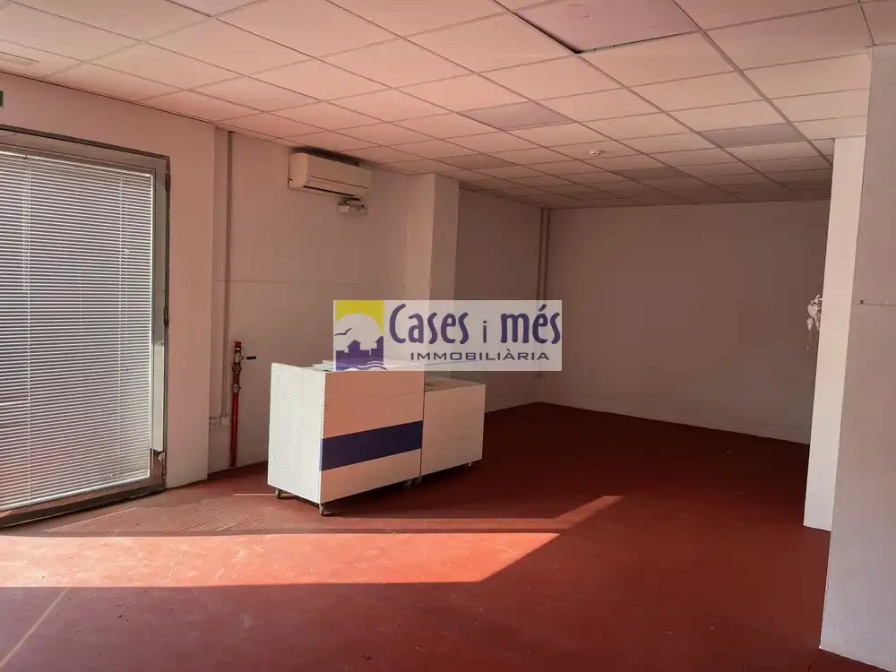 Local comercial de lloguer a Ausias March, imagen 3