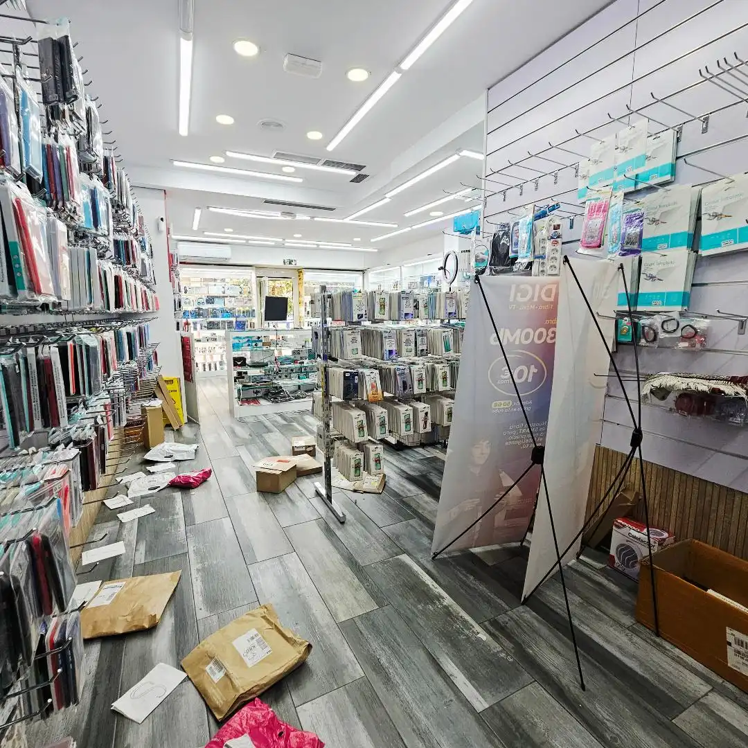 Local comercial en venda a Calle de Raimundo Fernández Villaverde, imagen 12