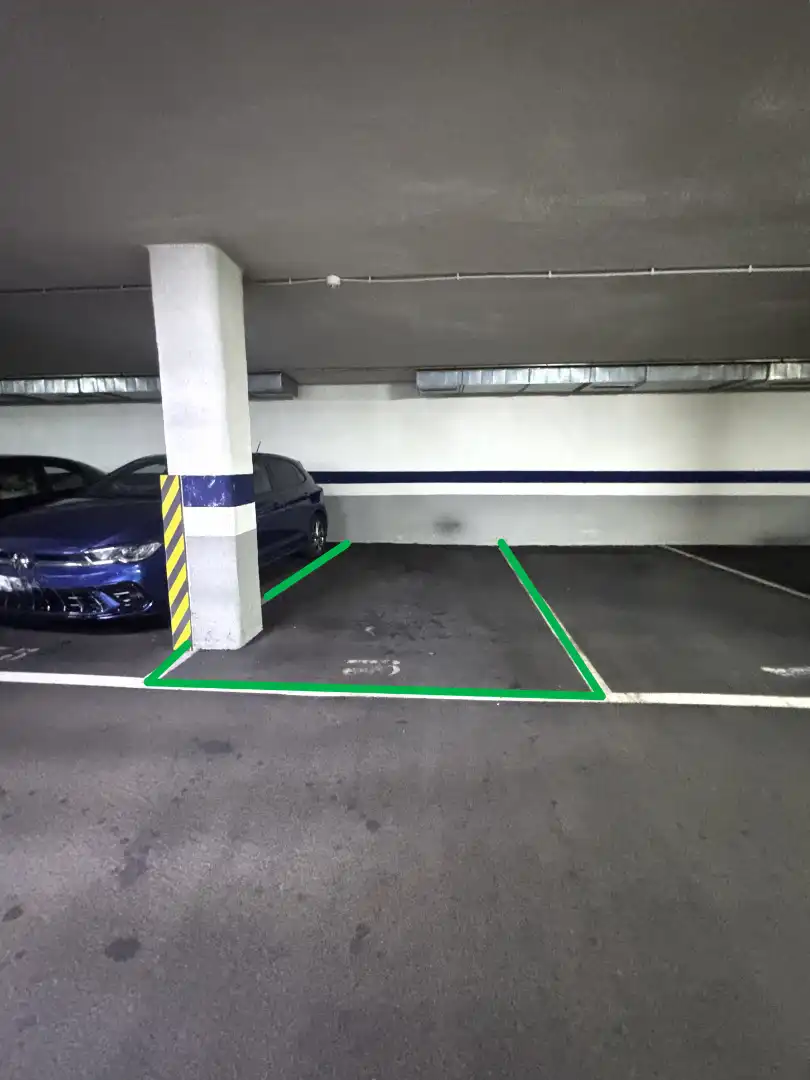 Parking de Ático en venta en Avilés con Calefacción, Parquet y Terraza