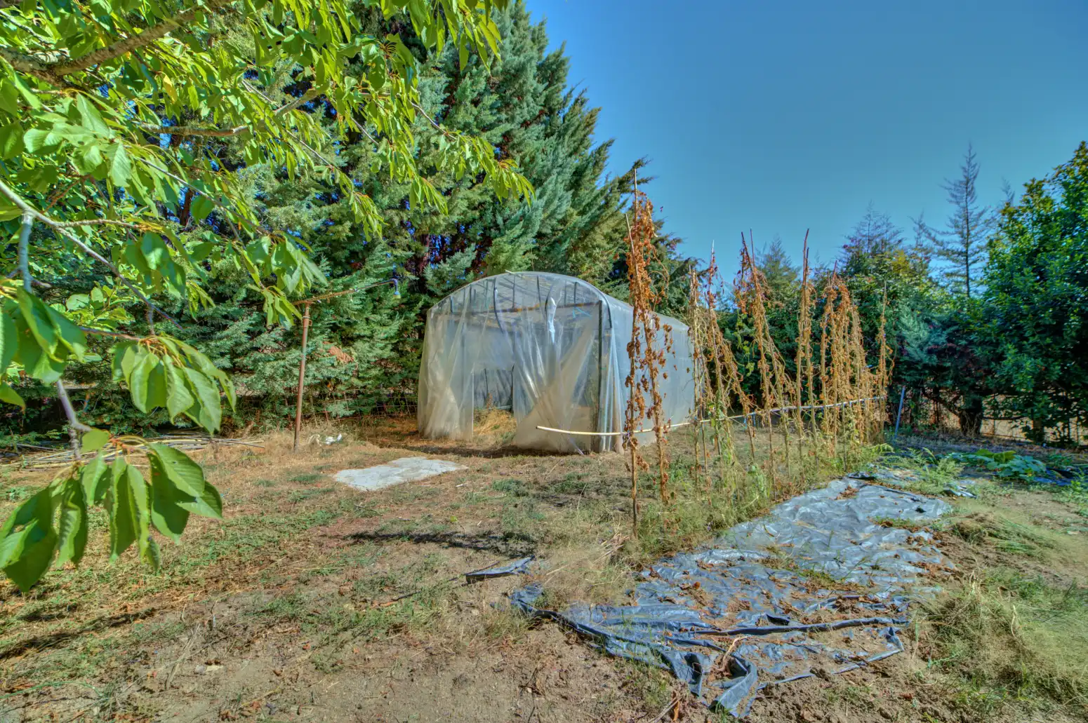 Garden of Land for sale in Salinas de Oro / Jaitz