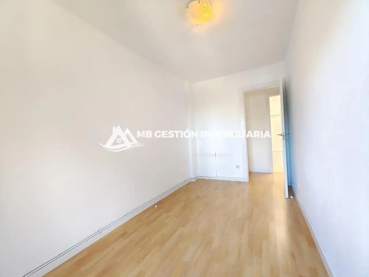 Schlafzimmer von Wohnung zum Verkauf in Fuenlabrada mit Heizung, Terrasse und Schwimmbad