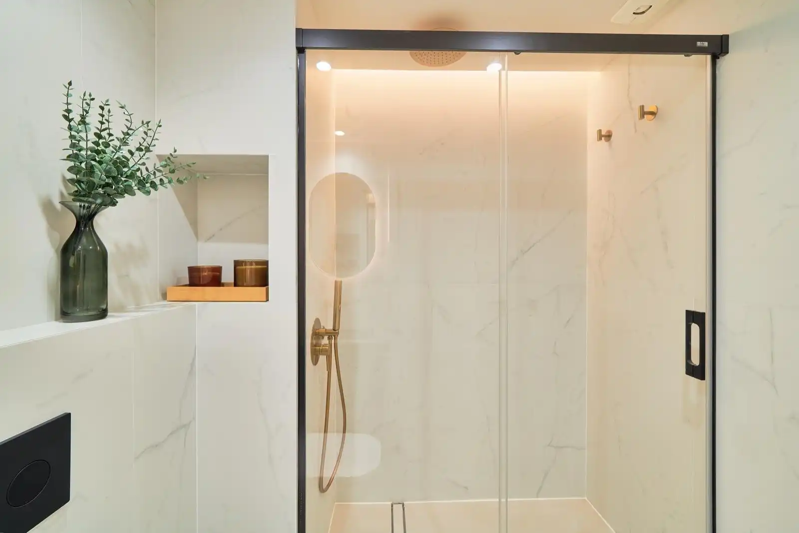 Bany de Apartament de lloguer en Benalmádena amb Aire condicionat, Terrassa i Moblat