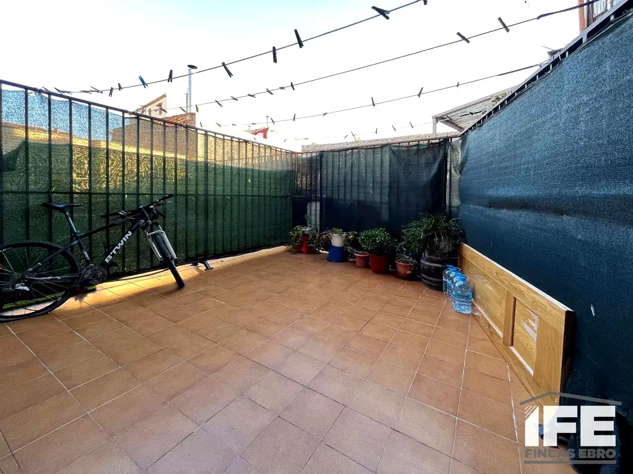 Ground floor for sale in Alagón