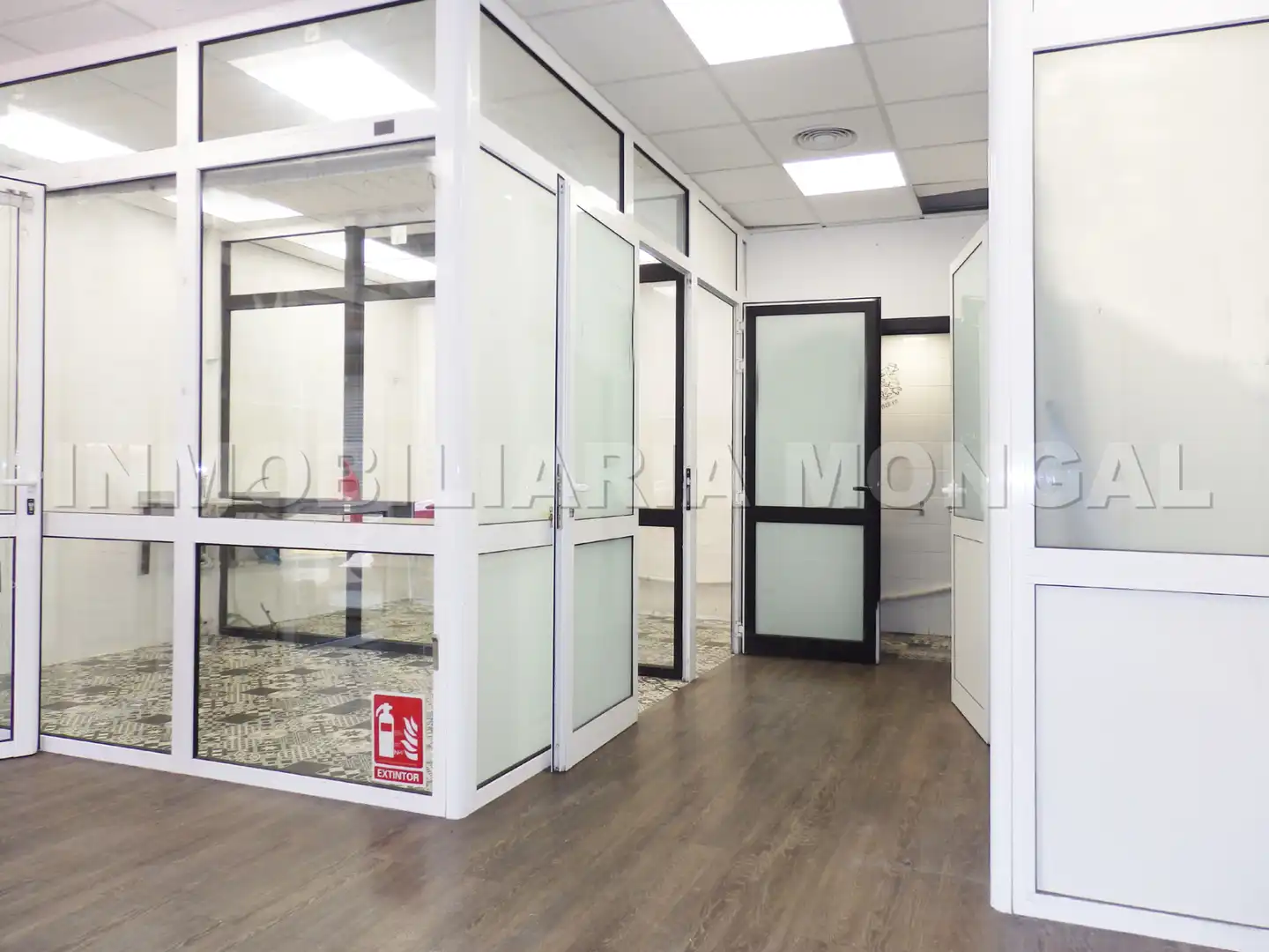 Piso en venta en Sant Boi de Llobregat con Piscina comunitaria