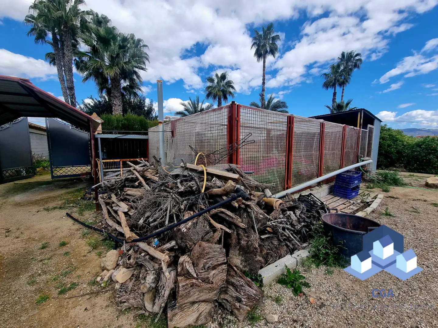 Vista exterior de Casa o xalet en venda en Lorca amb Aire condicionat, Calefacció i Jardí privat