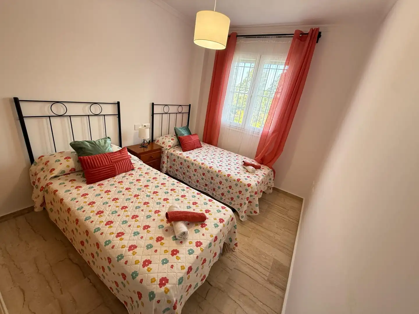 Apartment with pool for sale in La Barrosa, imagen 15