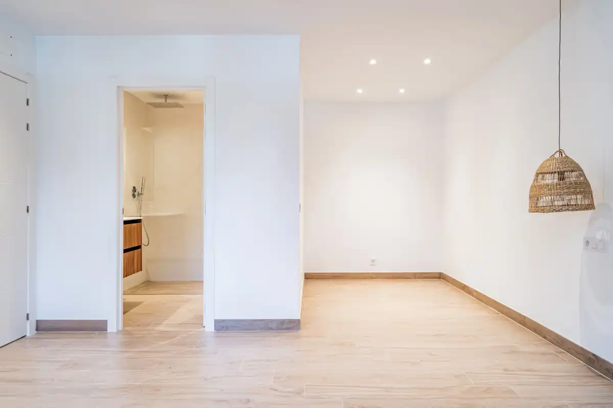 Dormitori de Apartament en venda en Marbella amb Aire condicionat, Terrassa i Internet