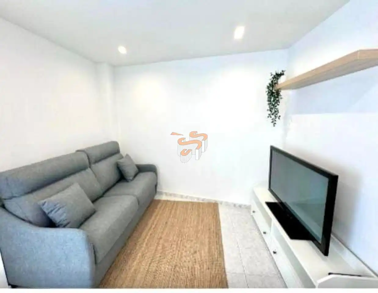 Sala de estar de Apartamento en venta en Ferrol con Calefacción, Trastero y Amueblado