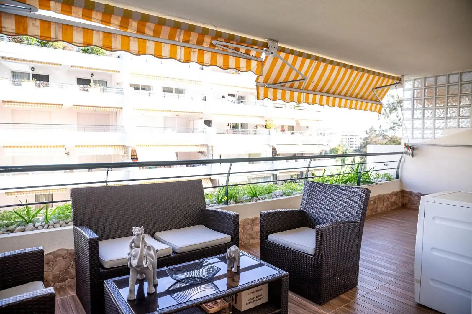 Terraza de Piso en venta en Marbella con Aire acondicionado, Terraza y Trastero