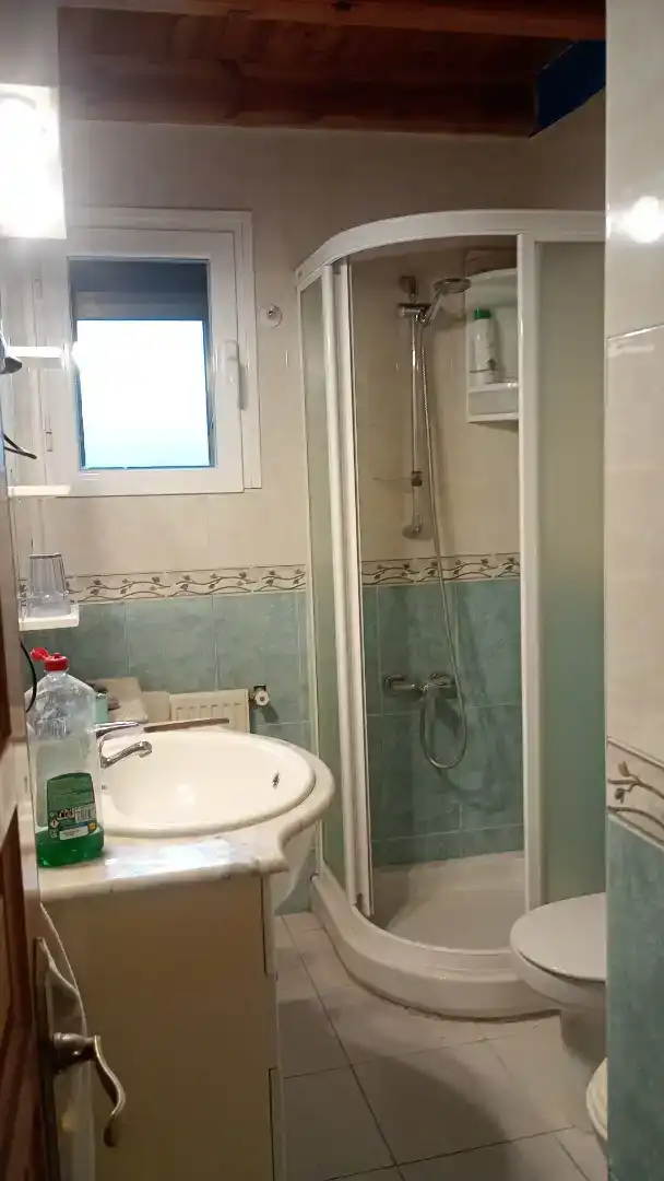 Baño de Piso en venta en Almarza con Jardín privado, Parquet y Amueblado