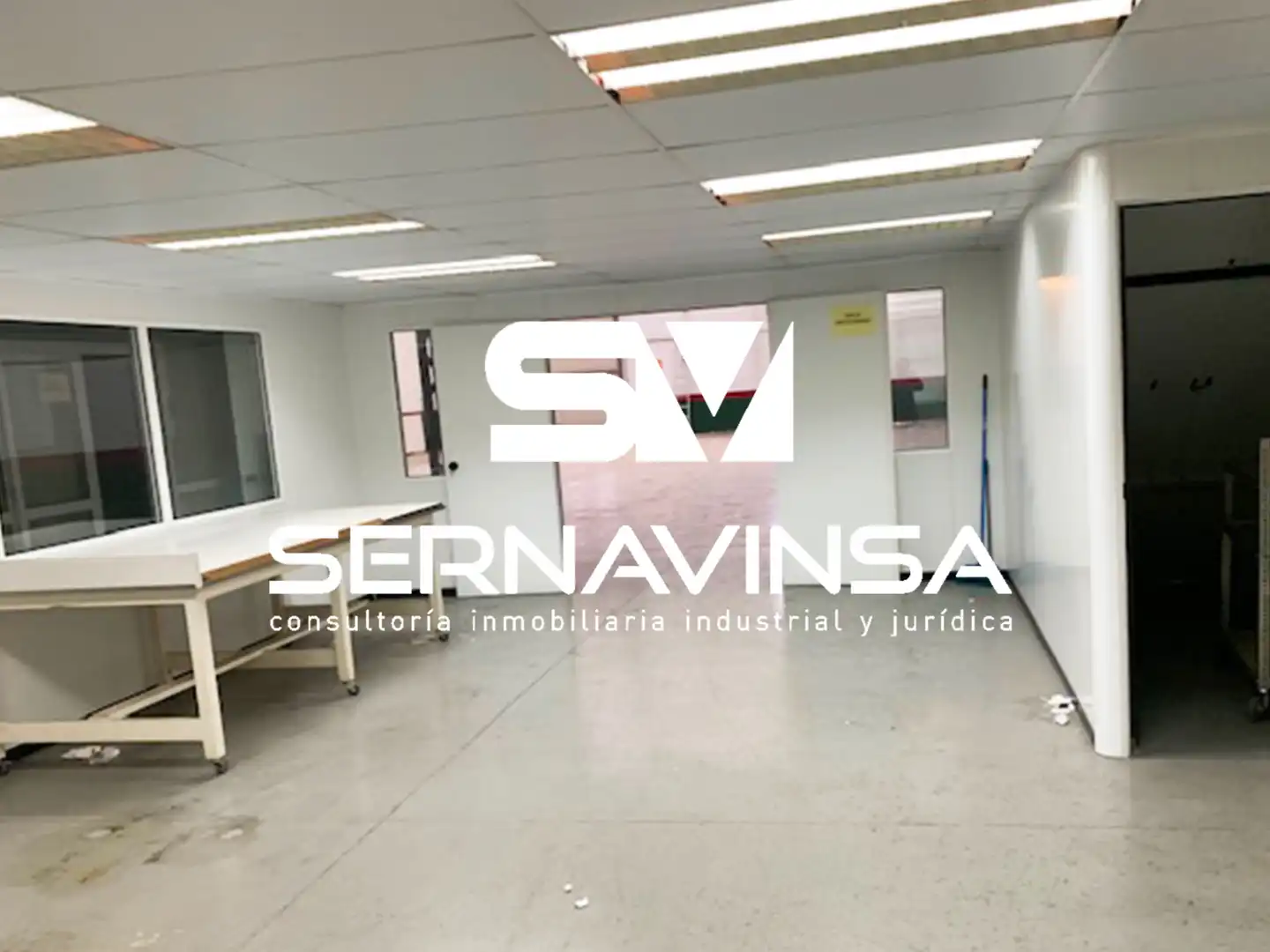 Nau industrial en venda en Barberà del Vallès