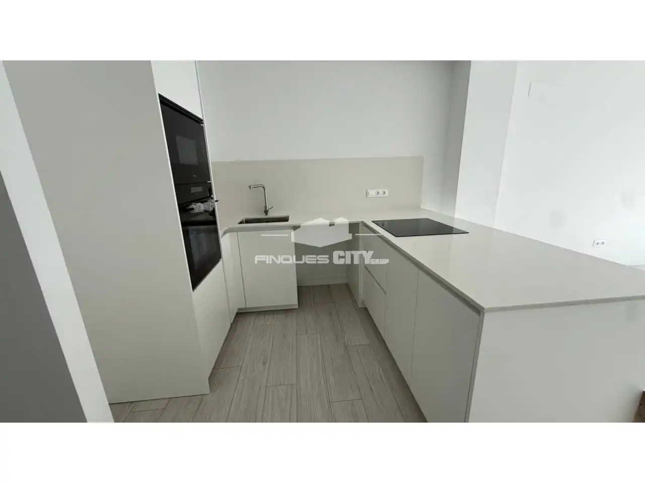 Flat for rent in Calle Ànimes, Calella