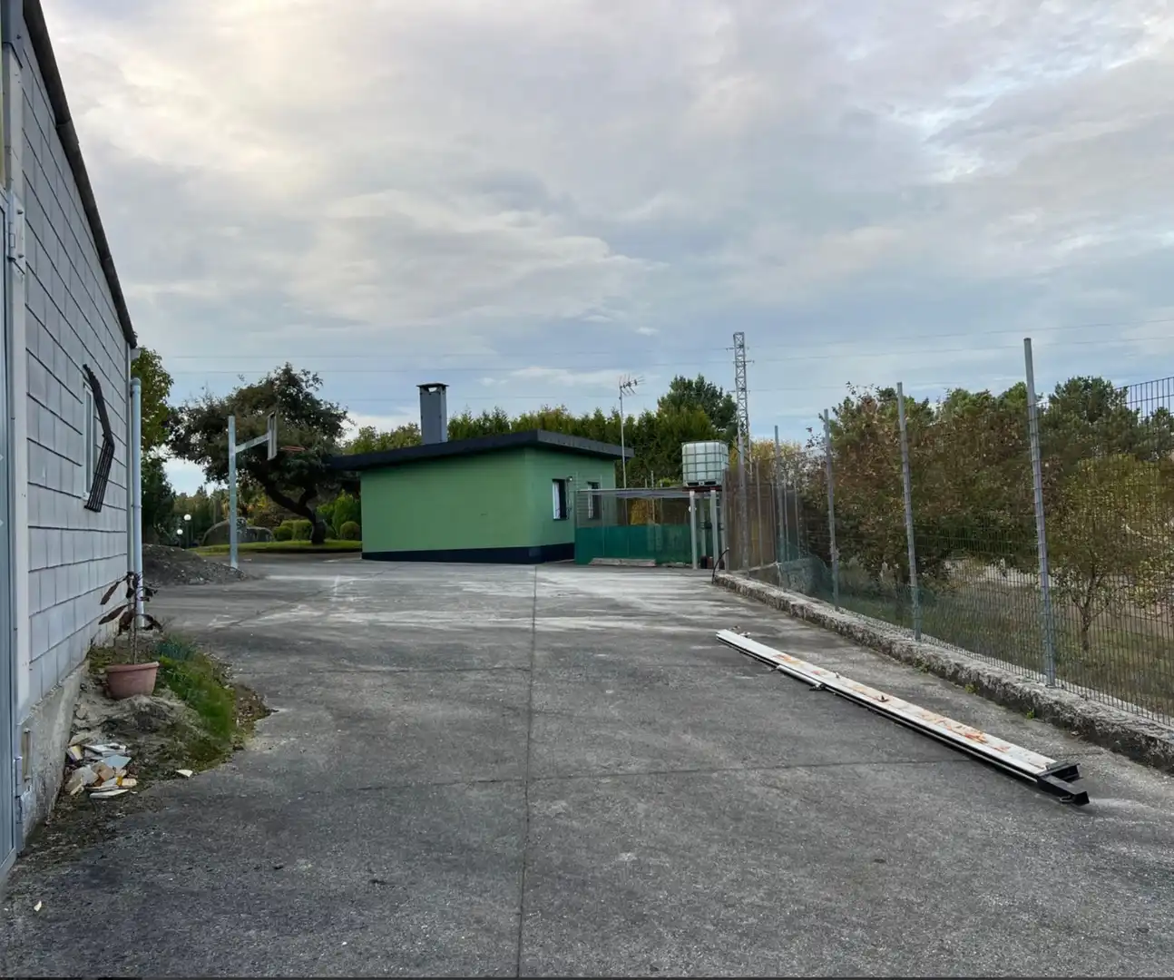 Vista exterior de Casa o xalet en venda en Lugo amb Terrassa