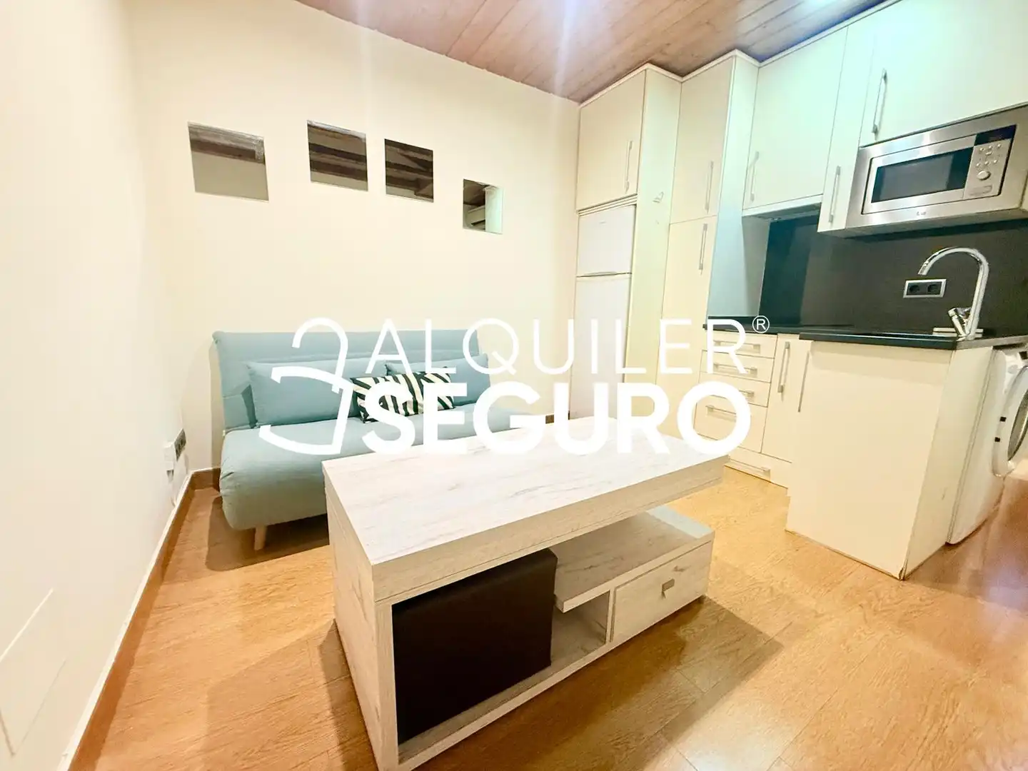 Piso con ascensor en alquiler en de Valencia