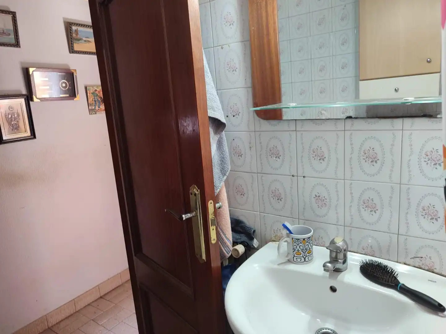 Bany de Pis en venda en Oviedo  amb Calefacció i Traster