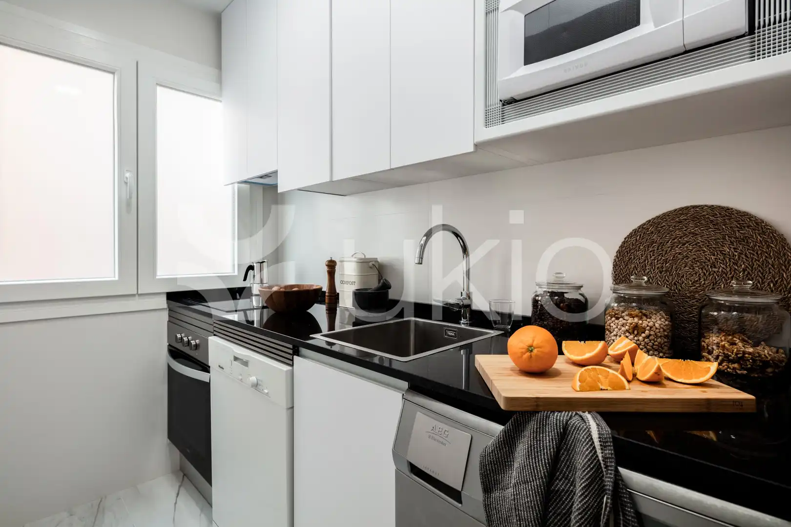 Kitchen of Apartments for rent in Madrid  with Air Conditioner, Heating and Furnished