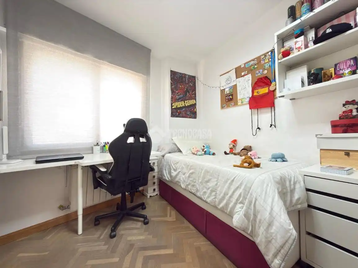 Habitación de Piso en venta en Alcobendas con Aire acondicionado, Parquet y Balcón