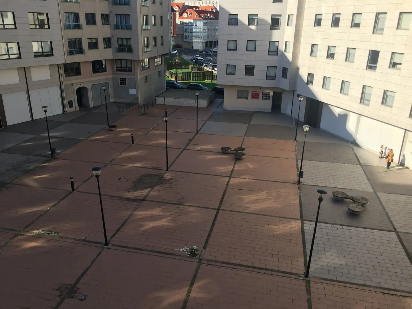 Außenansicht von Garage zum Verkauf in Narón