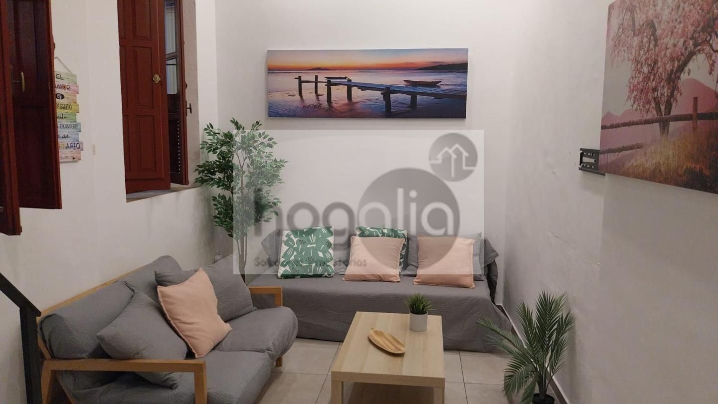 Sala d'estar de Loft de lloguer en  Sevilla Capital amb Aire condicionat i Moblat