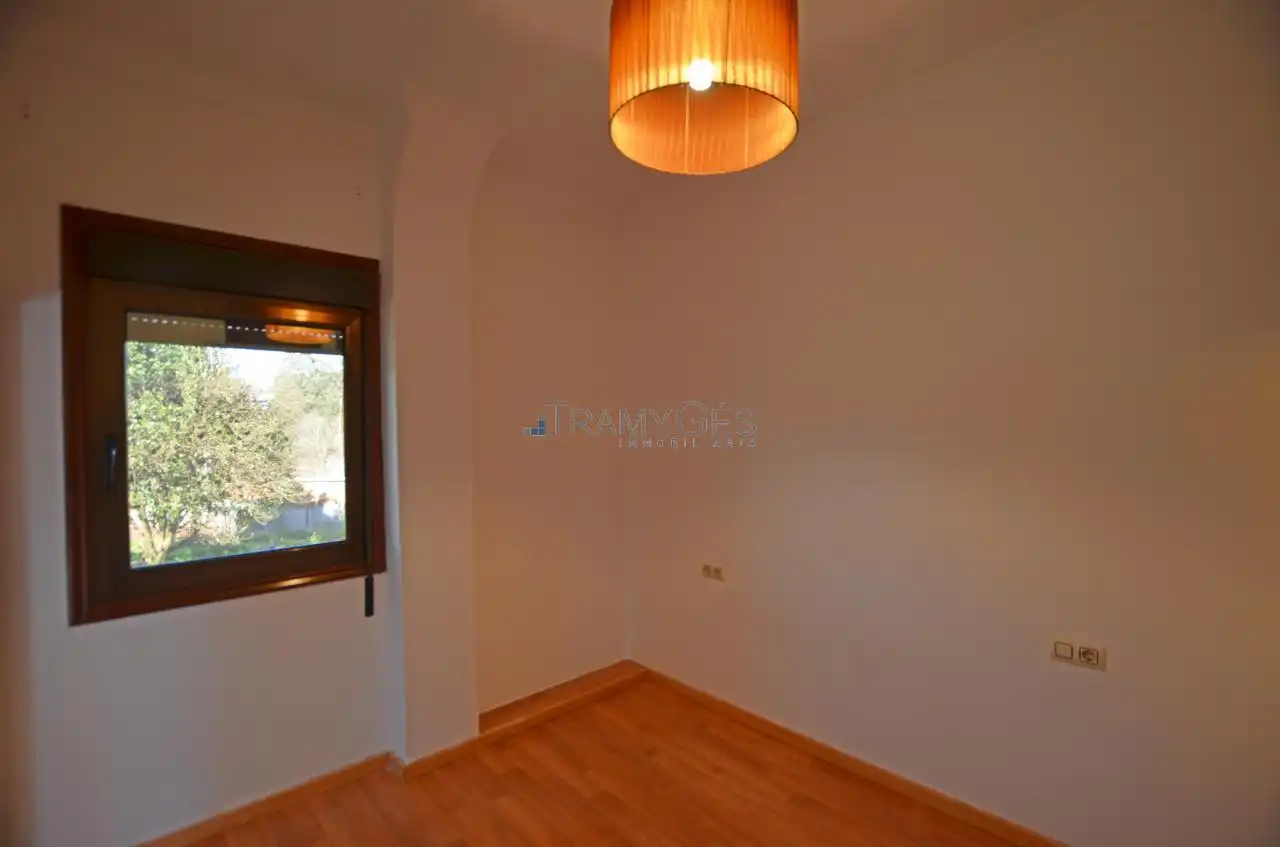 Dormitori de Casa o xalet en venda en Tomiño amb Jardí privat, Terrassa i Traster