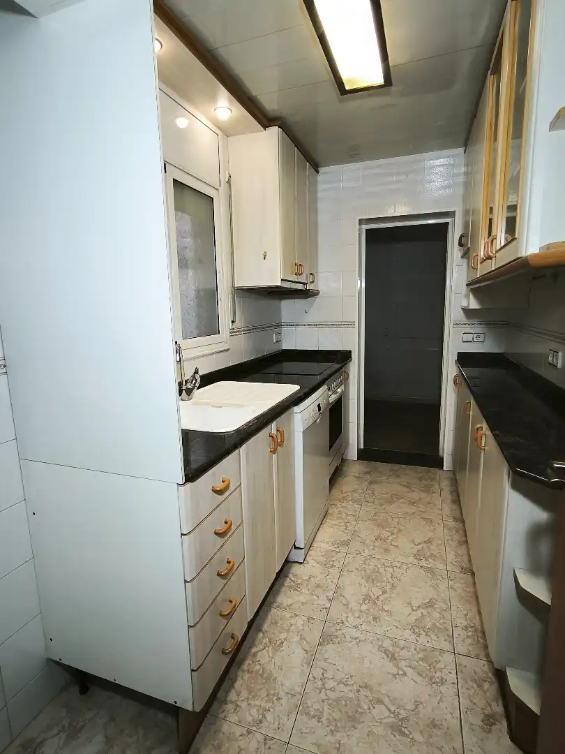 Cuina de Casa o xalet en venda en Lliçà d'Amunt amb Aire condicionat, Calefacció i Jardí privat