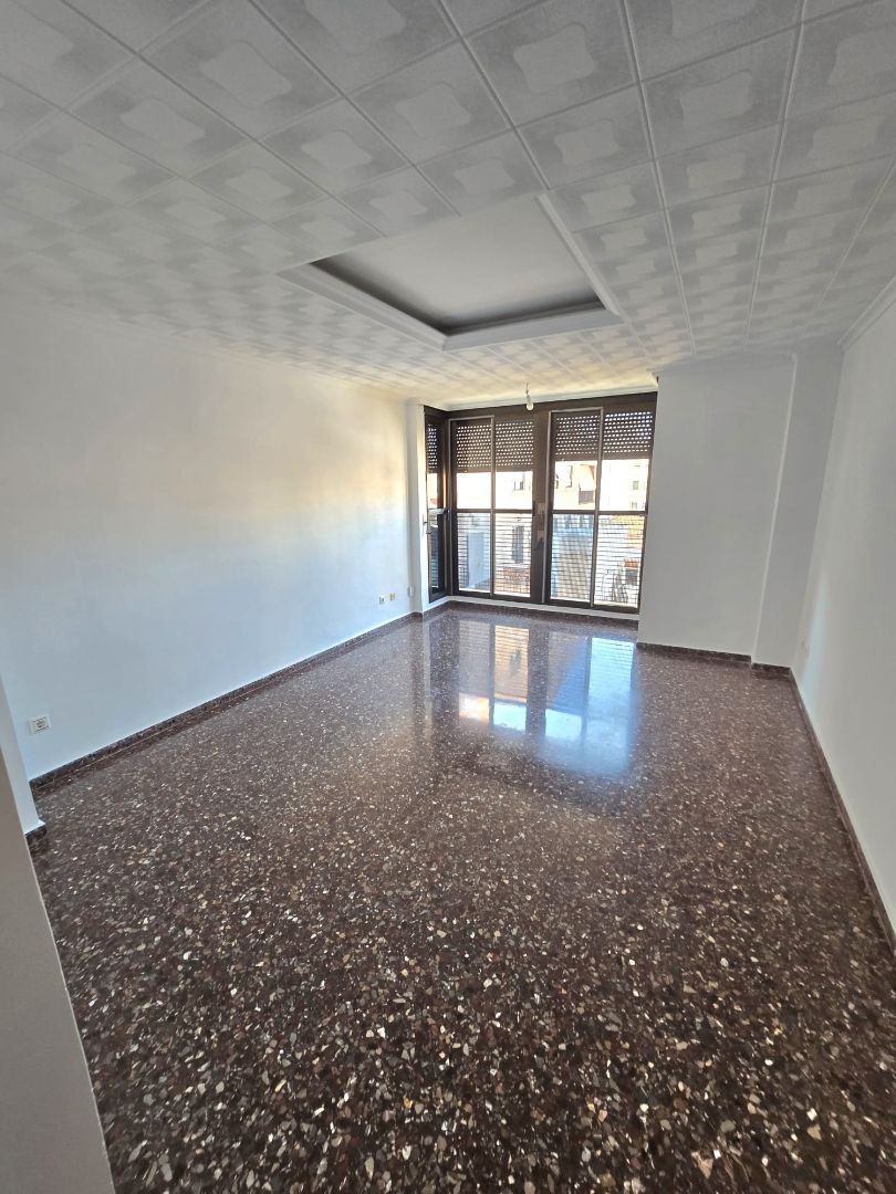 Piso en venta en  Valencia Capital con Horno