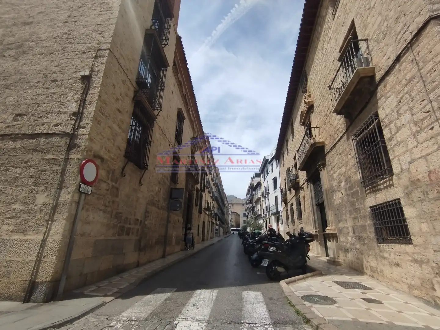 Vista exterior de Pis en venda en Jaén amb Calefacció