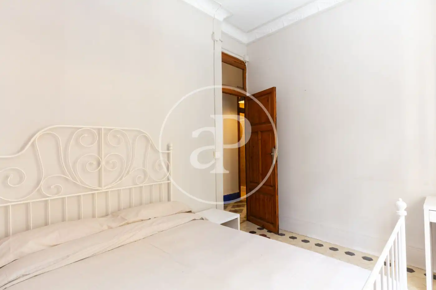 Flat with terrace to rent in C/ de la Corona, imagen 14