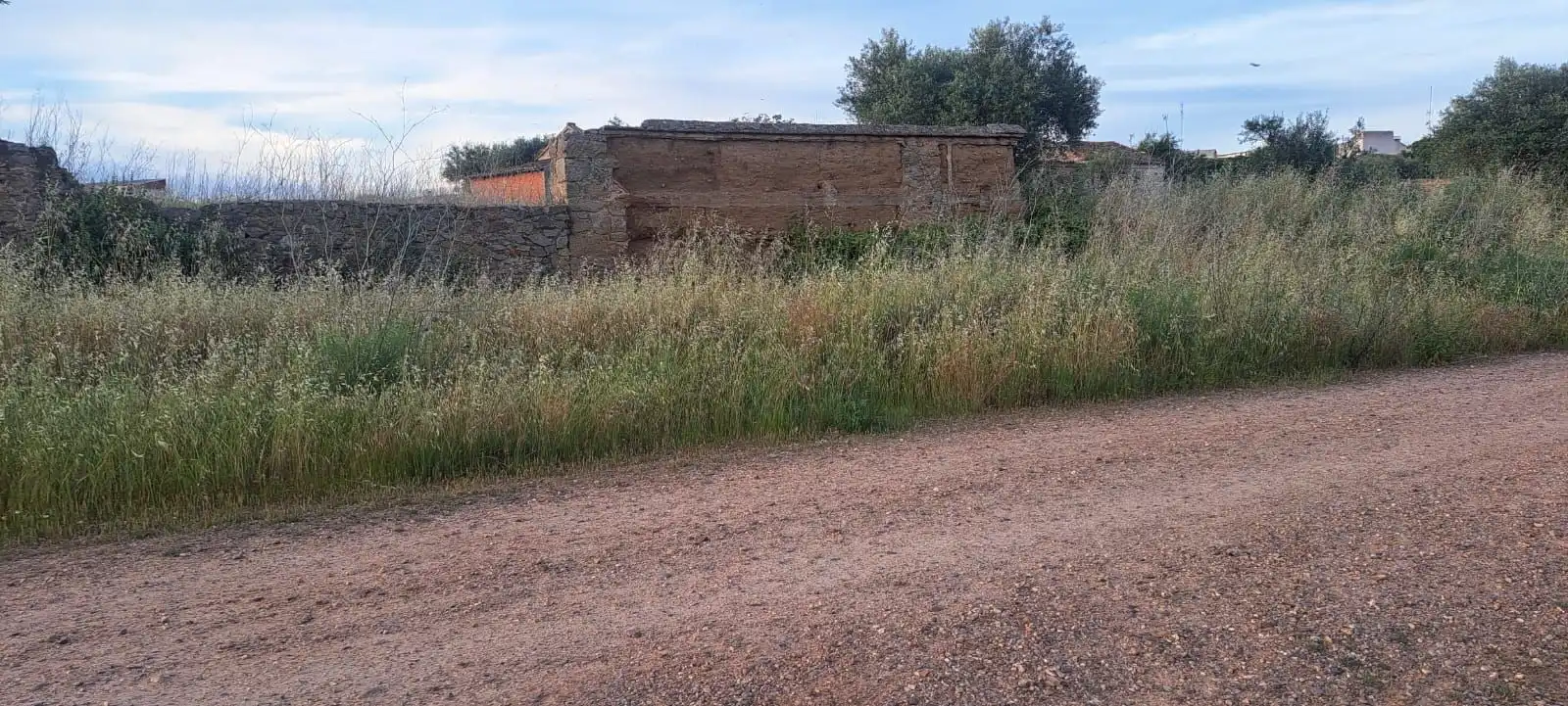 Land for sale in El Puente del Arzobispo