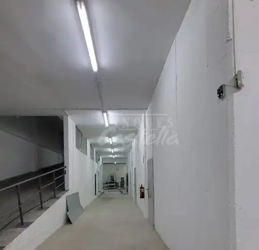 Local comercial de lloguer a Eixample, imagen 4