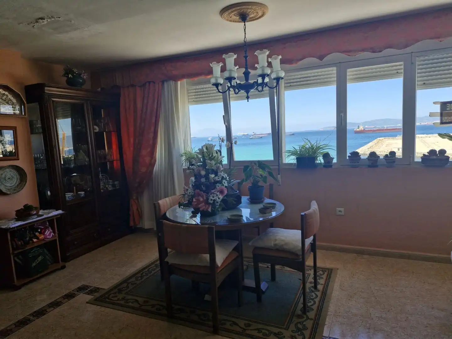 Esszimmer von Wohnung zum Verkauf in La Línea de la Concepción mit Terrasse und Möbliert