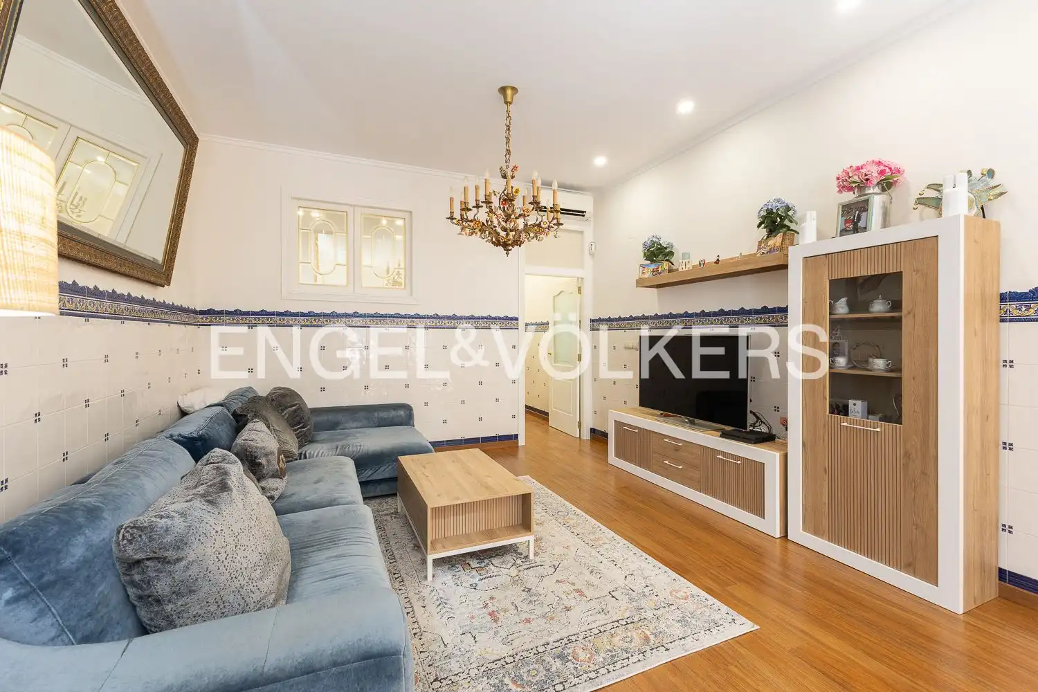 Sala de estar de Casa adosada en venta en Valencia con Aire acondicionado, Calefacción y Parquet