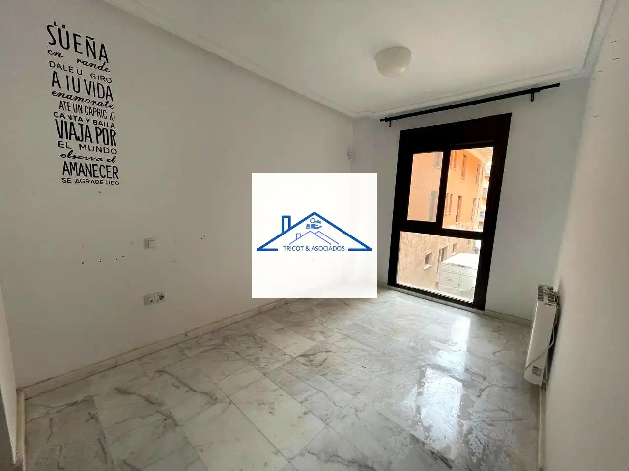 Vista exterior de Piso en venta en Ocaña con Calefacción y Terraza