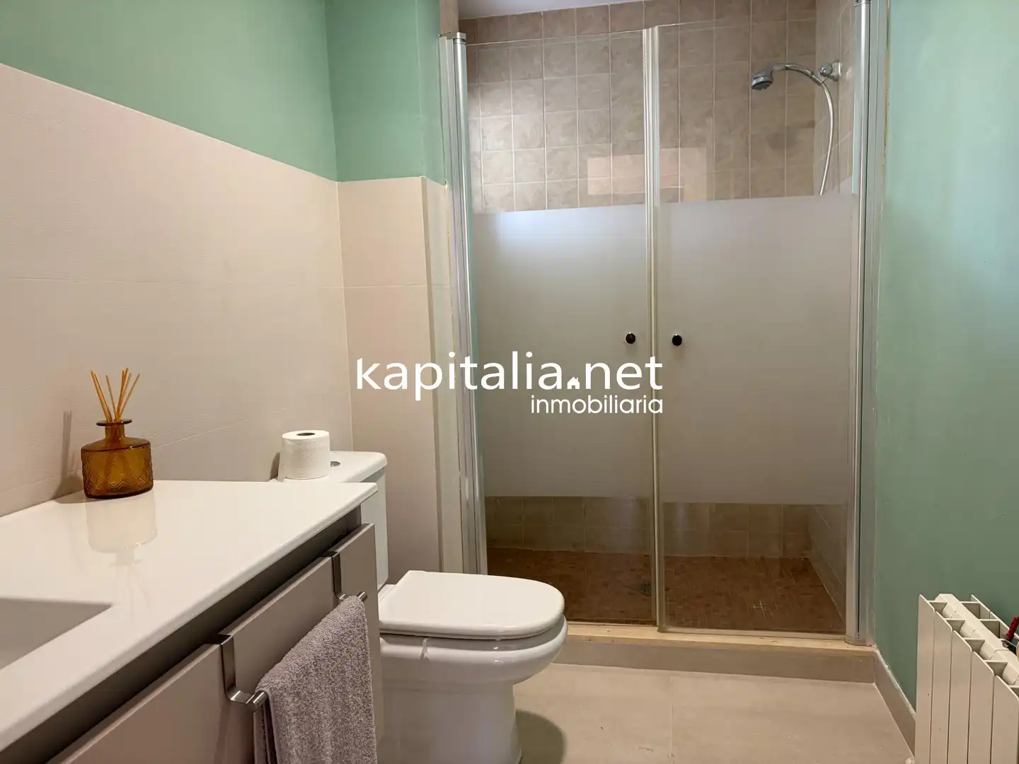 Bany de Casa o xalet en venda en Ontinyent amb Aire condicionat, Calefacció i Jardí privat